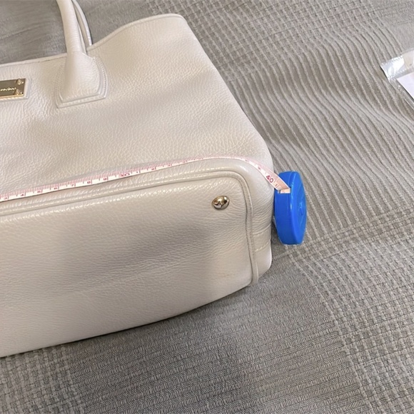 Blumarine tote - bag! Paid 2800$ it’s absolutely stunning super soft leather - Picture 15 of 15